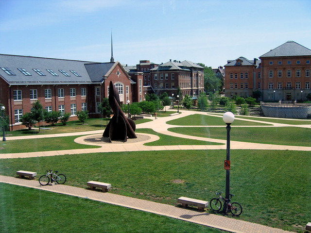 On Campus Housing In Champaign, IL